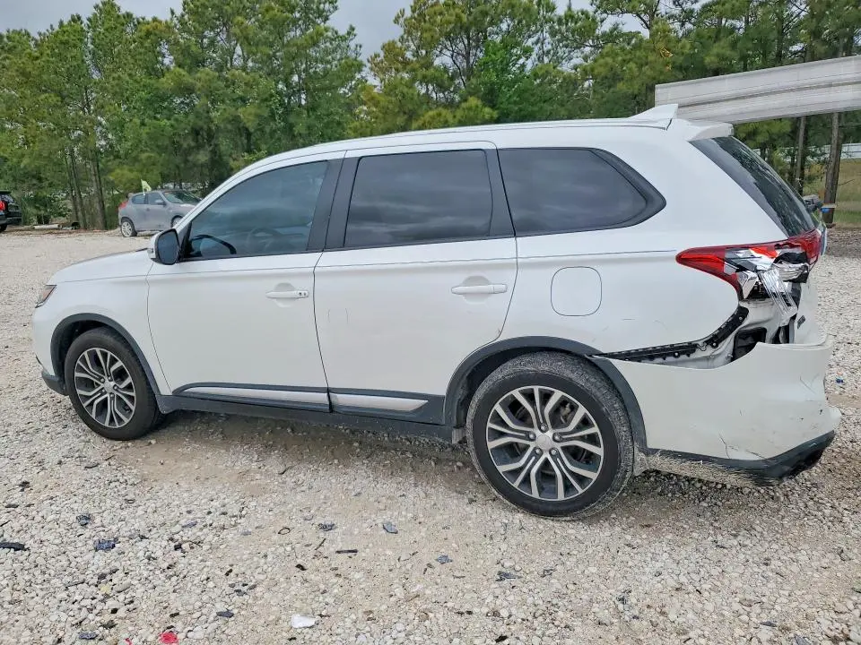 2018 MITSUBISHI OUTLANDER SE  