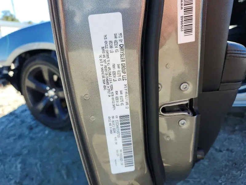 2012 DODGE CHARGER SXT  