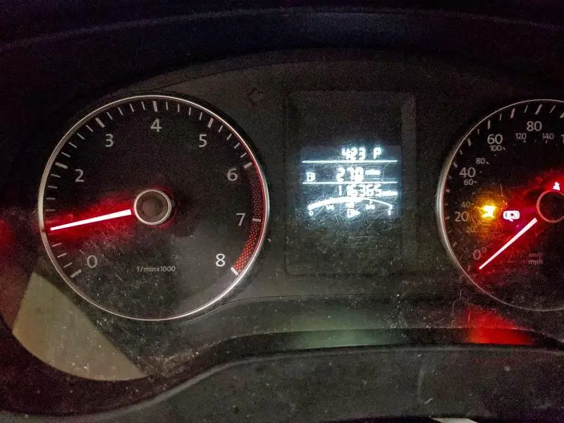 2014 VOLKSWAGEN JETTA SE  