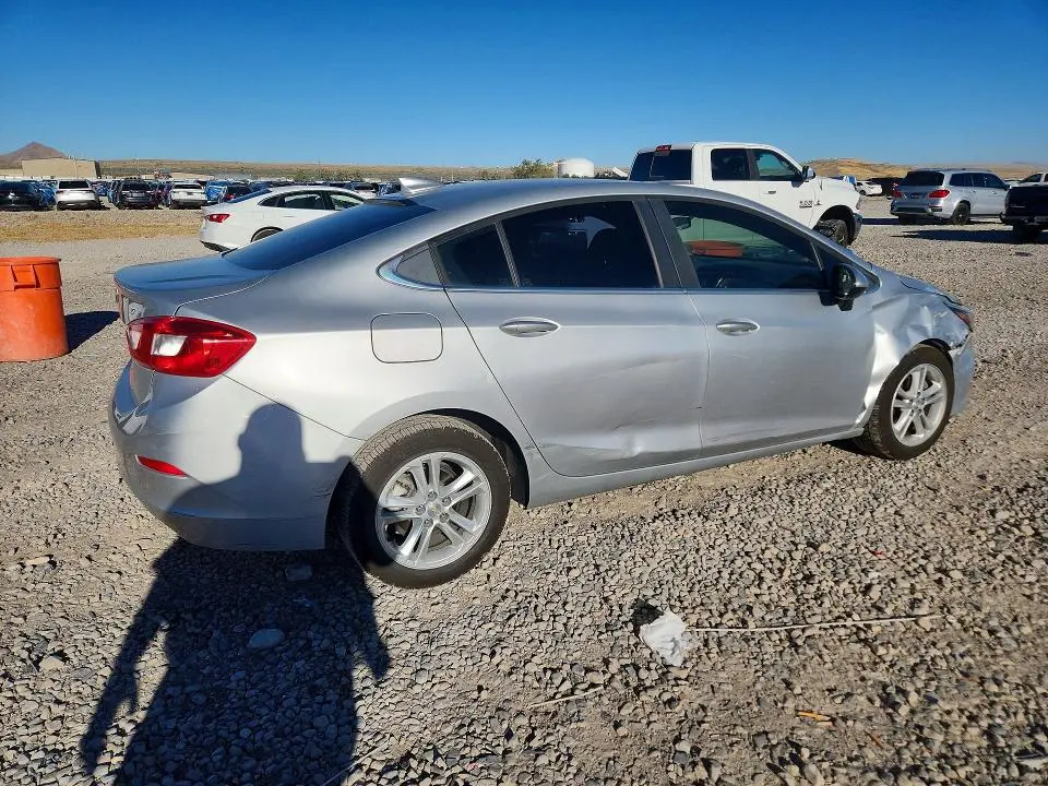 2016 CHEVROLET CRUZE LT  
