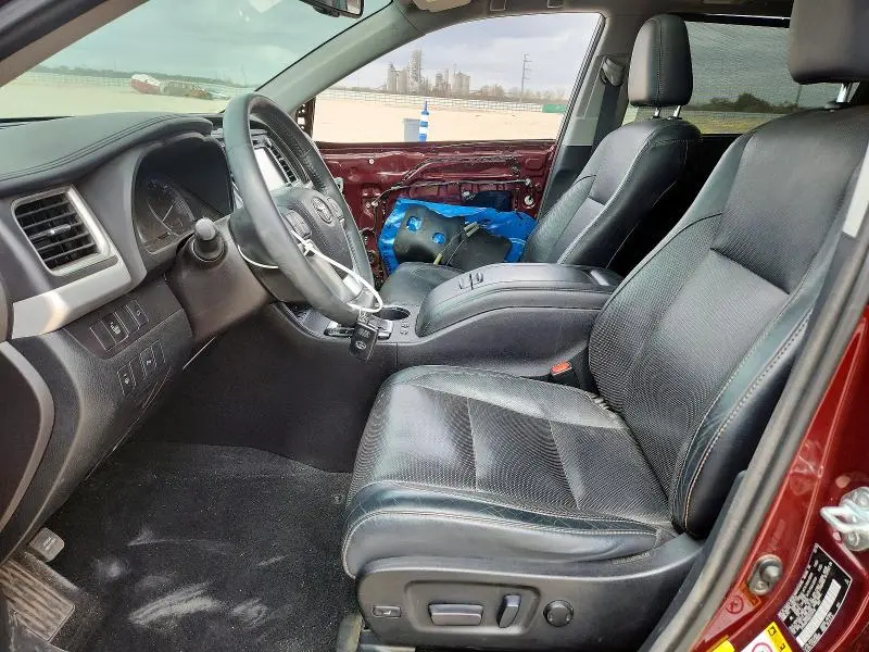 2016 TOYOTA HIGHLANDER LIMITED  