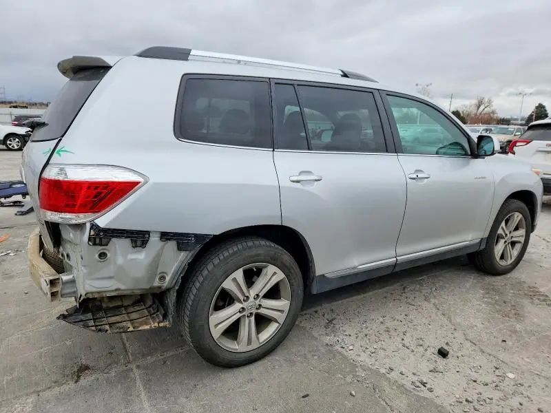 2013 TOYOTA HIGHLANDER LIMITED  