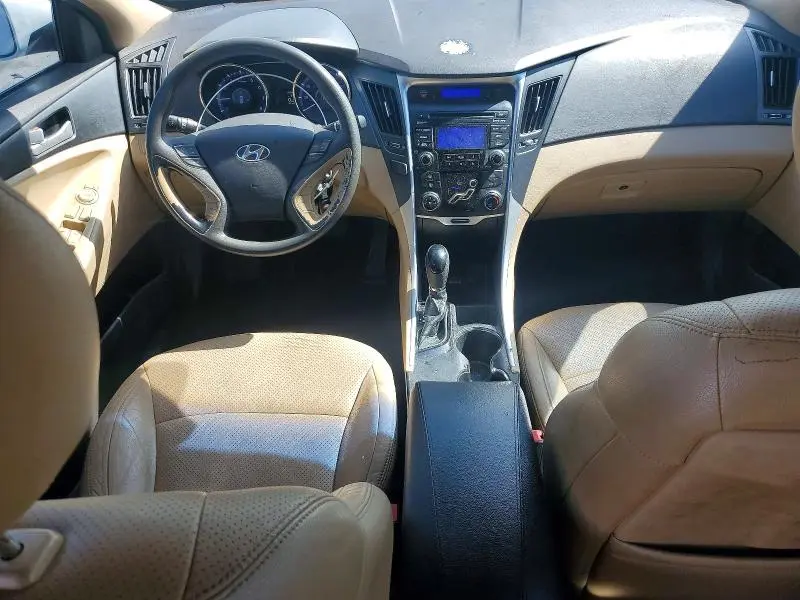 2012 HYUNDAI SONATA GLS  