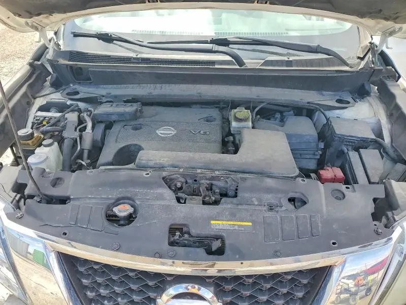 2015 NISSAN PATHFINDER SL  
