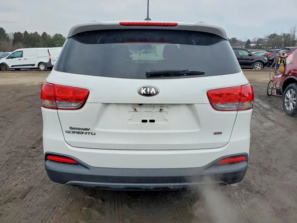 2016 KIA SORENTO LX  