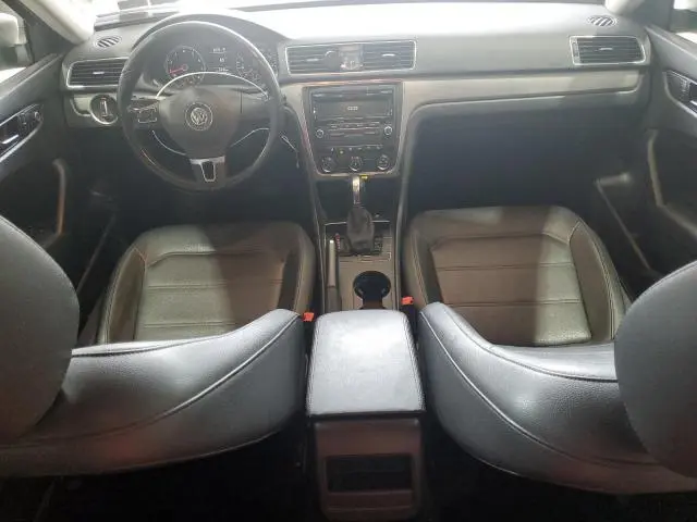 2015 VOLKSWAGEN PASSAT S  
