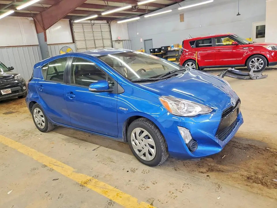 2015 TOYOTA PRIUS C TWO  