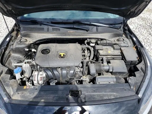 2023 KIA FORTE LX  