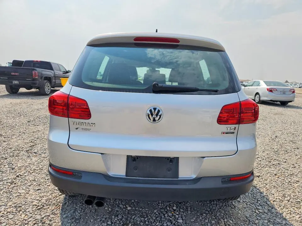 2017 VOLKSWAGEN TIGUAN S  