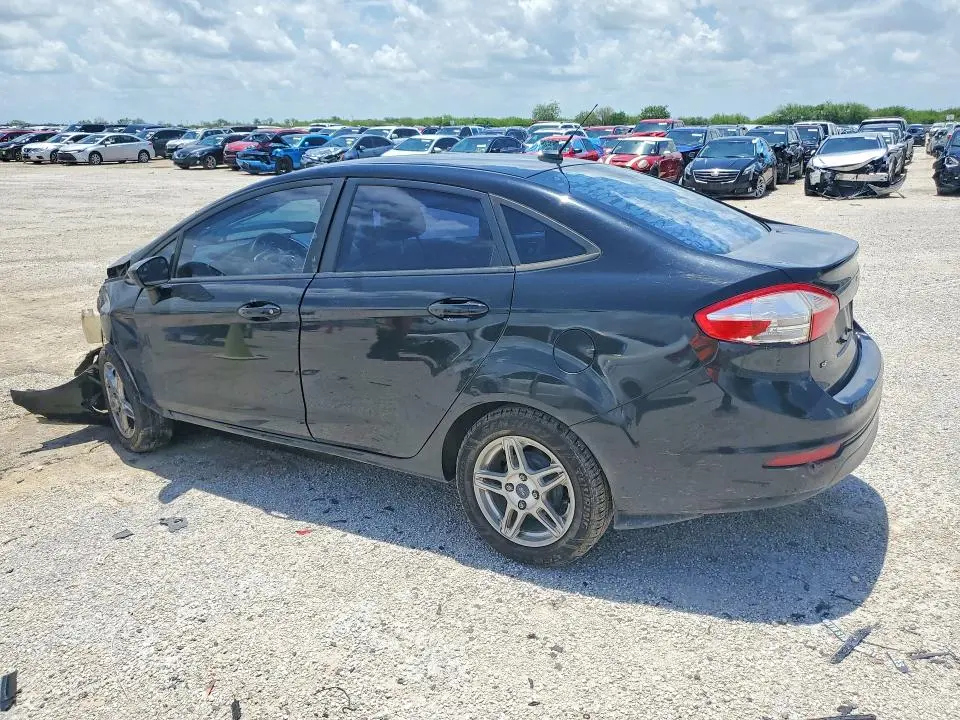 2018 FORD FIESTA SE  