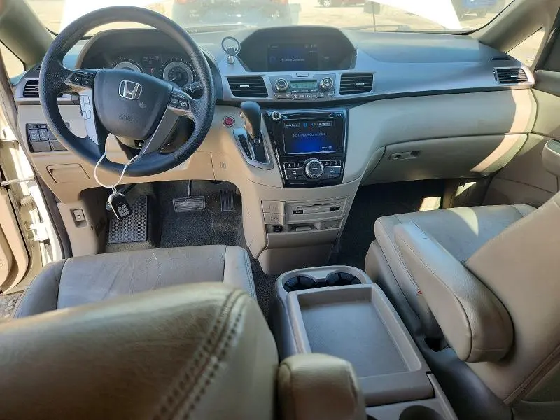 2016 HONDA ODYSSEY SE  