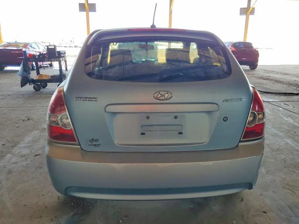 2011 HYUNDAI ACCENT GL  