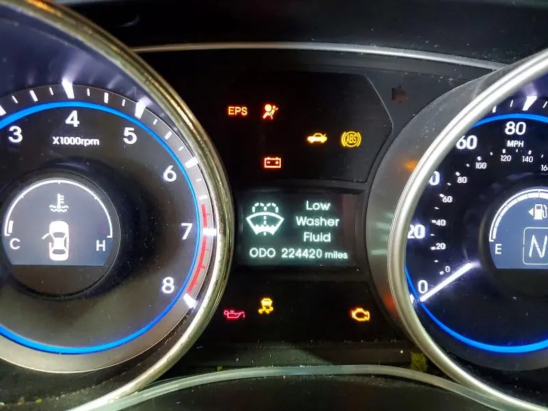 2011 HYUNDAI SONATA GLS  