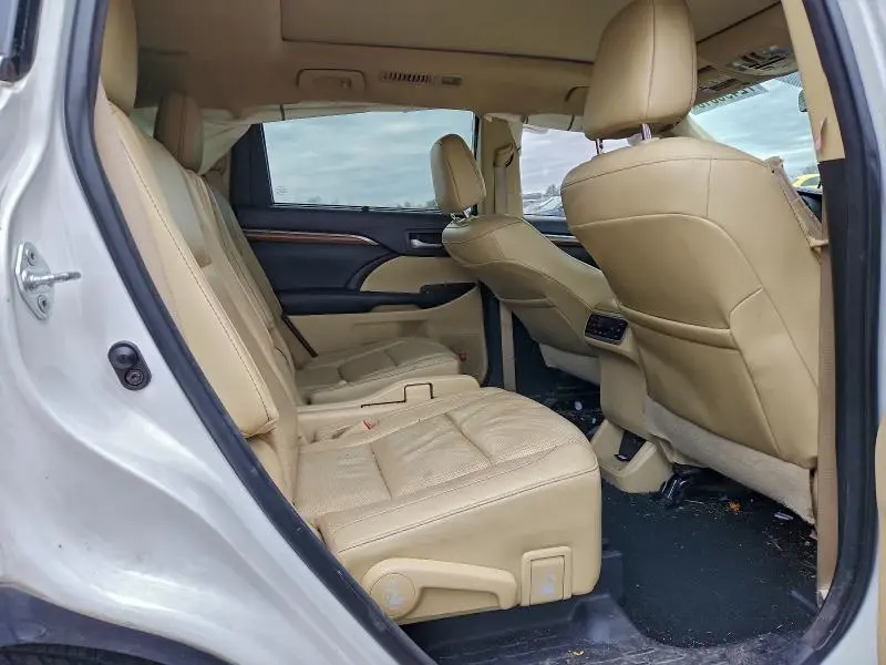 2017 TOYOTA HIGHLANDER LIMITED  