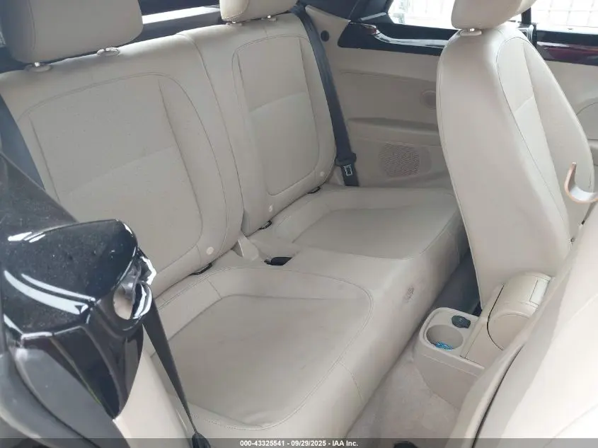 2015 VOLKSWAGEN BEETLE 2.0L TDI