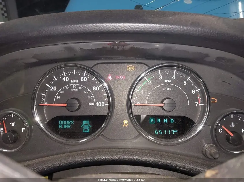 2017 JEEP WRANGLER SAHARA 4X4