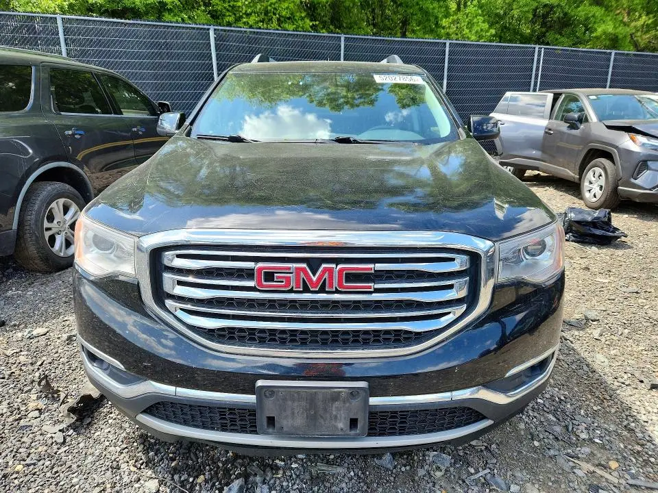 2017 GMC ACADIA SLT-1  