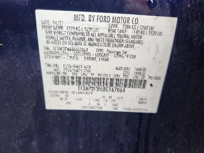 2011 FORD TAURUS LIMITED  