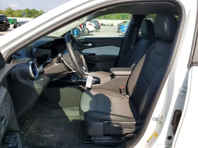 2025 CHEVROLET TRAX 1LT  