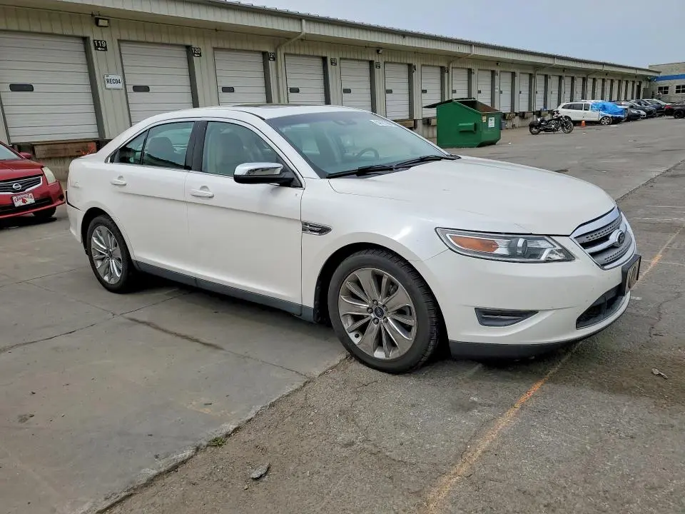 2011 FORD TAURUS LIMITED  