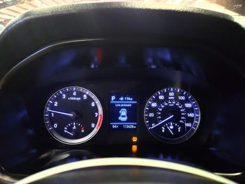 2019 HYUNDAI SONATA SE  