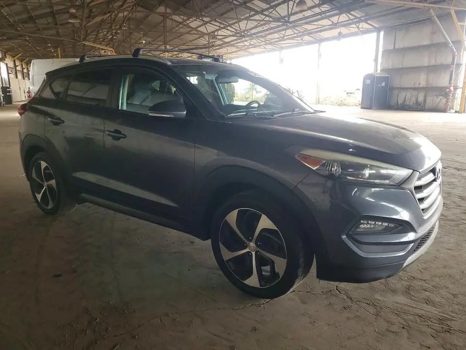 2016 HYUNDAI TUCSON SPORT  