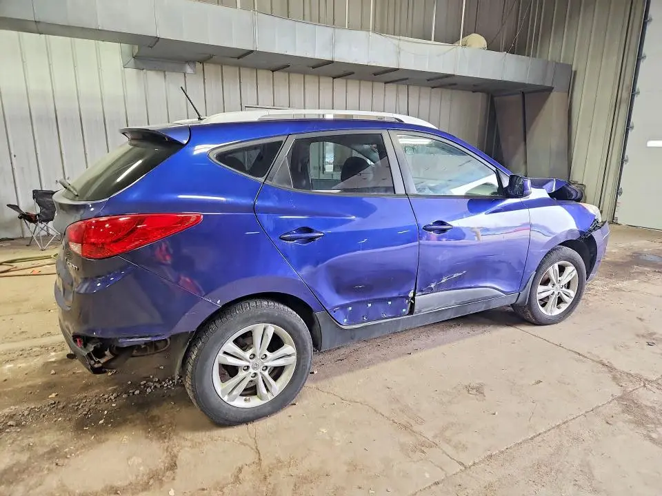 2011 HYUNDAI TUCSON GLS  
