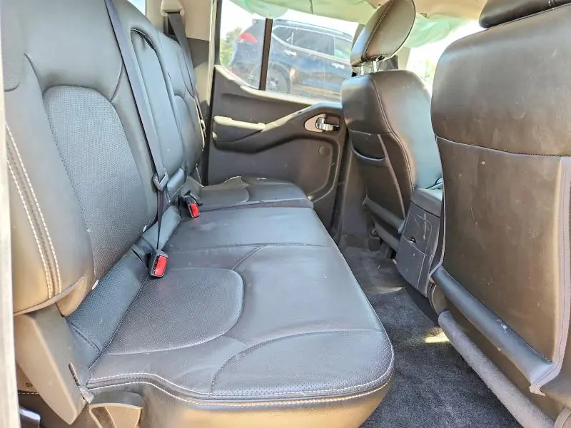 2017 NISSAN FRONTIER PRO-4X  