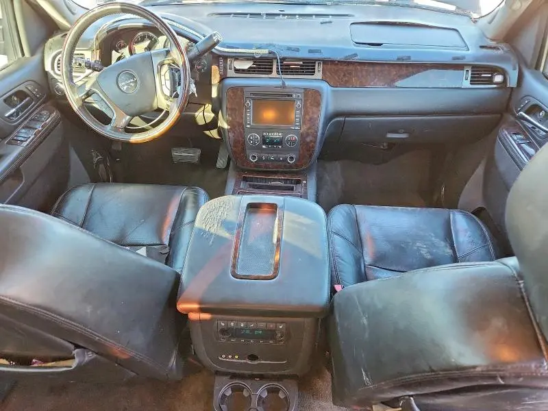 2010 GMC YUKON XL DENALI  