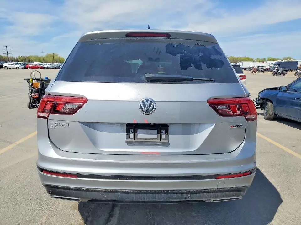 2020 VOLKSWAGEN TIGUAN SE  