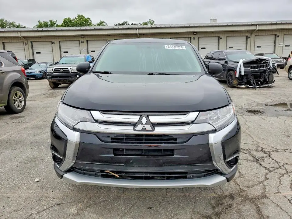2018 MITSUBISHI OUTLANDER SE  