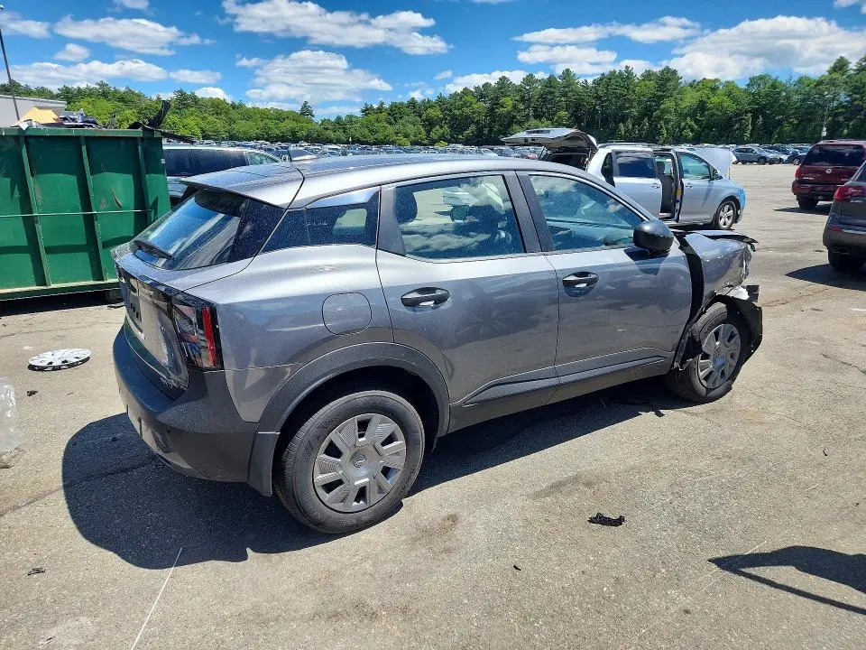 2025 NISSAN KICKS S  