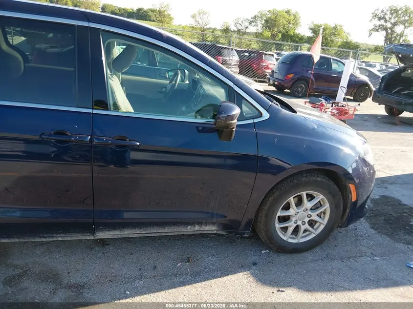 2018 CHRYSLER PACIFICA TOURING
