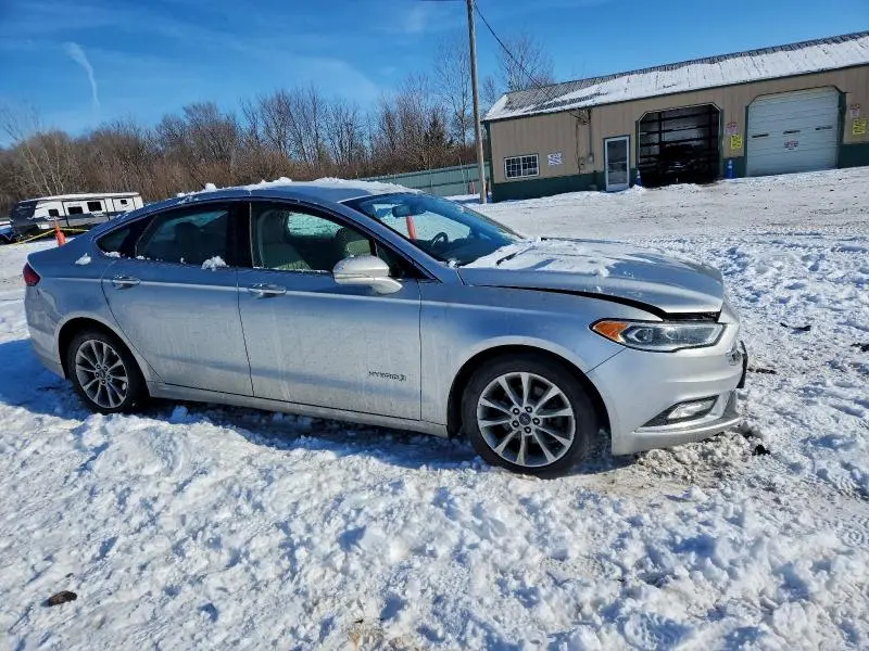 2017 FORD FUSION SE HYBRID  