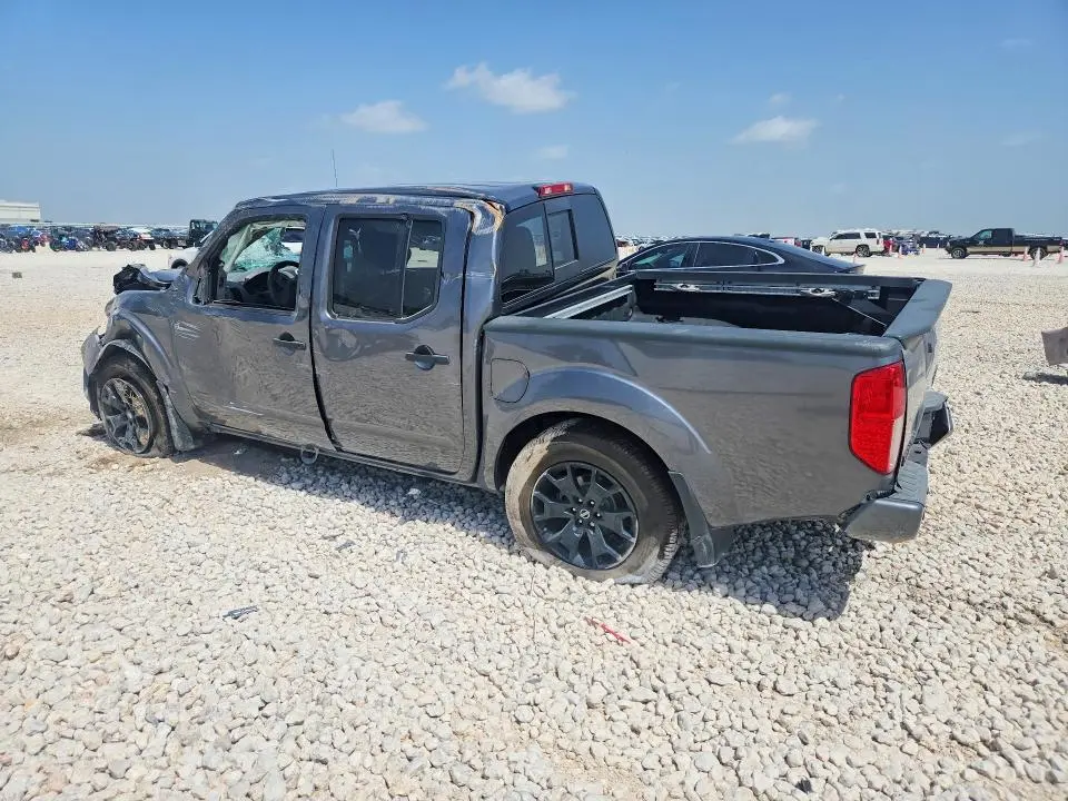 2020 NISSAN FRONTIER SV  