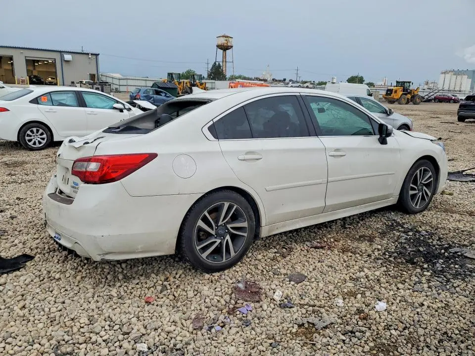 2017 SUBARU LEGACY SPORT  