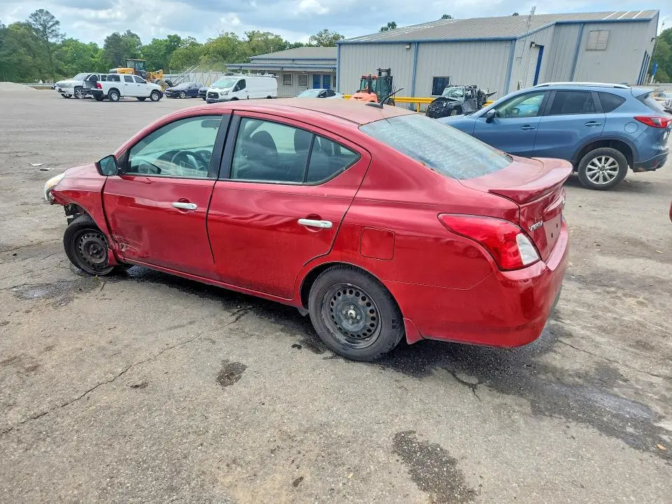 2015 NISSAN VERSA 1.6 SV  