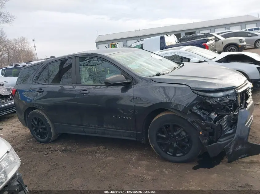 2022 CHEVROLET EQUINOX AWD LS