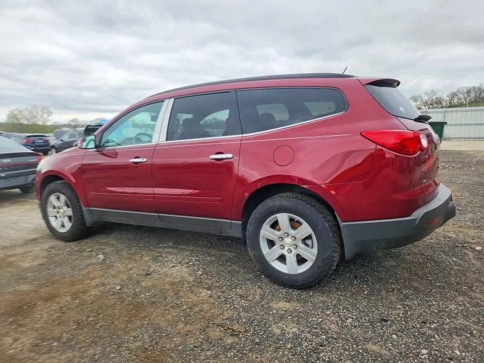 2010 CHEVROLET TRAVERSE LT  