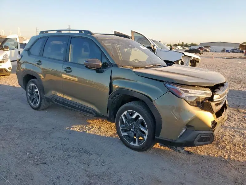 2025 SUBARU FORESTER LIMITED  