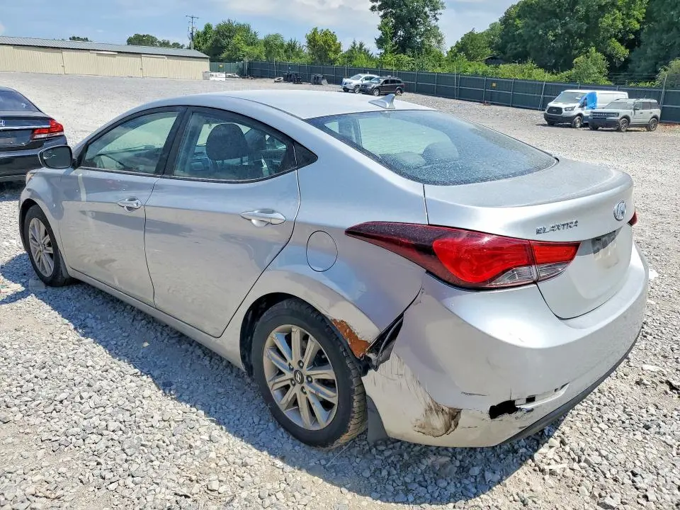 2015 HYUNDAI ELANTRA SE  