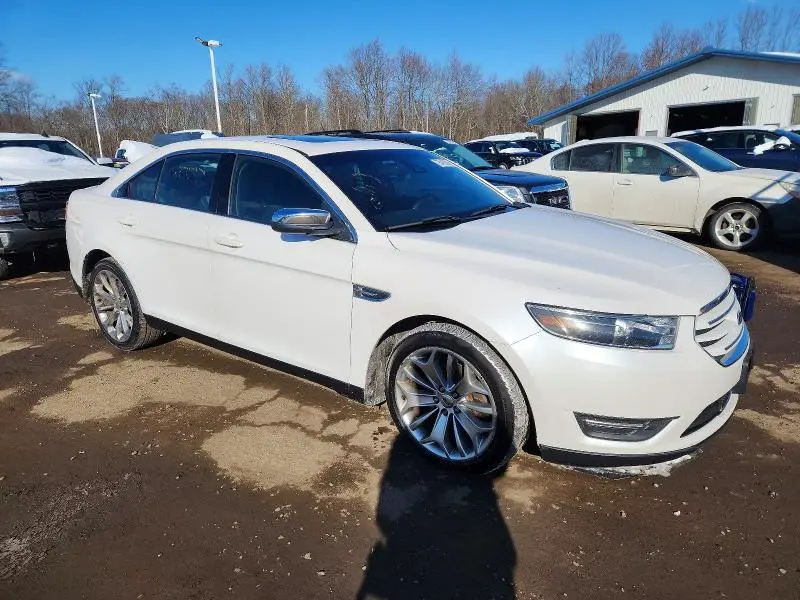 2015 FORD TAURUS LIMITED  