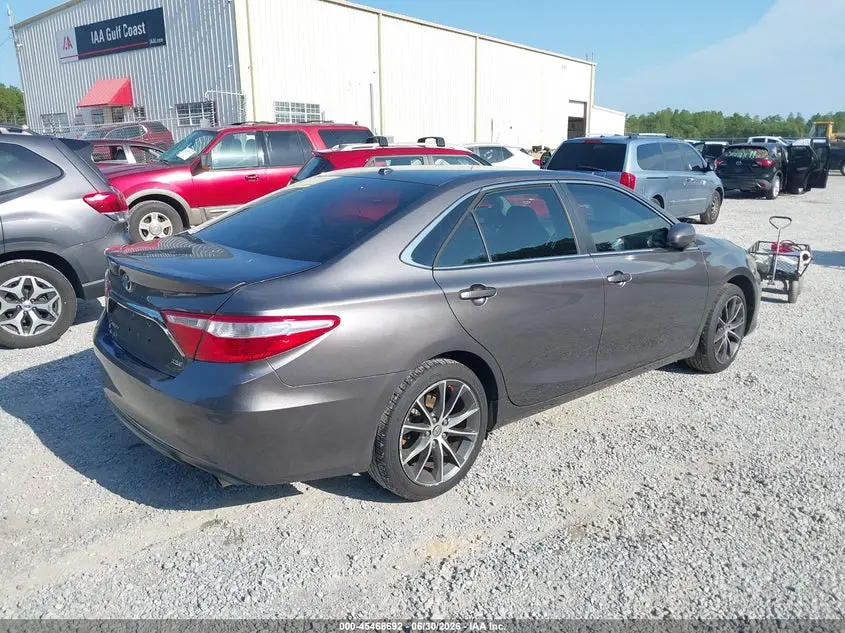 2015 TOYOTA CAMRY XSE V6