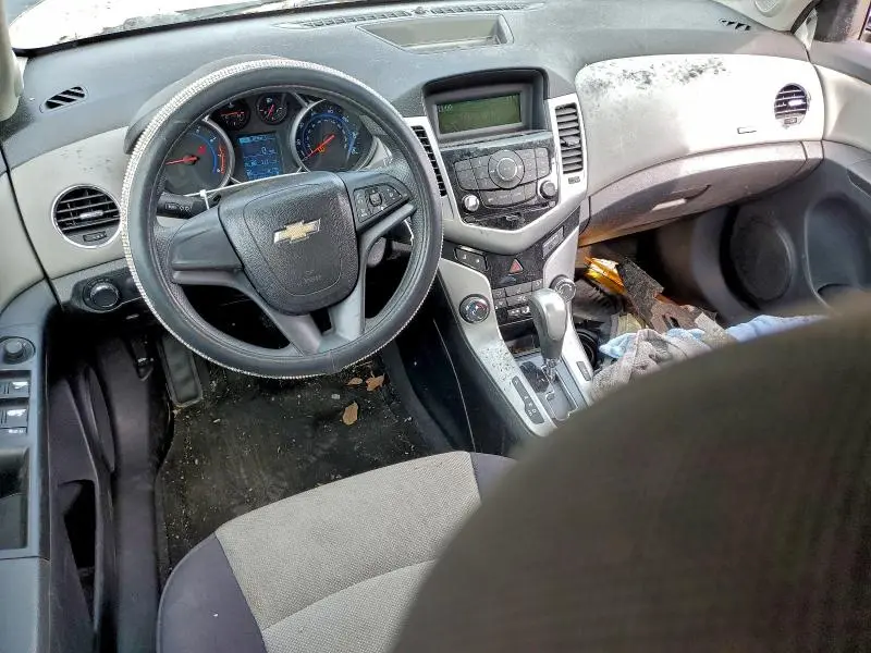 2014 CHEVROLET CRUZE LS  