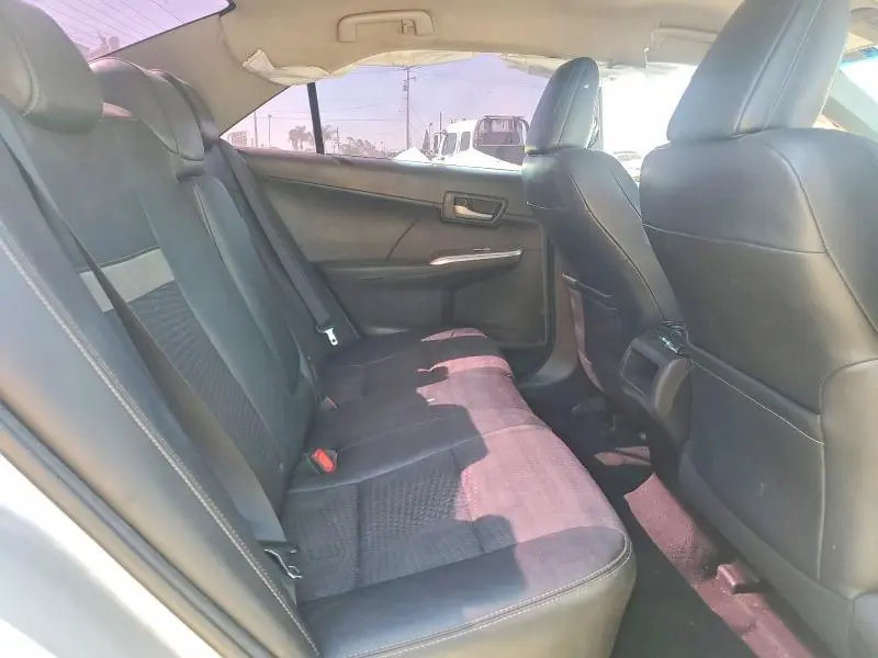 2012 TOYOTA CAMRY SE  