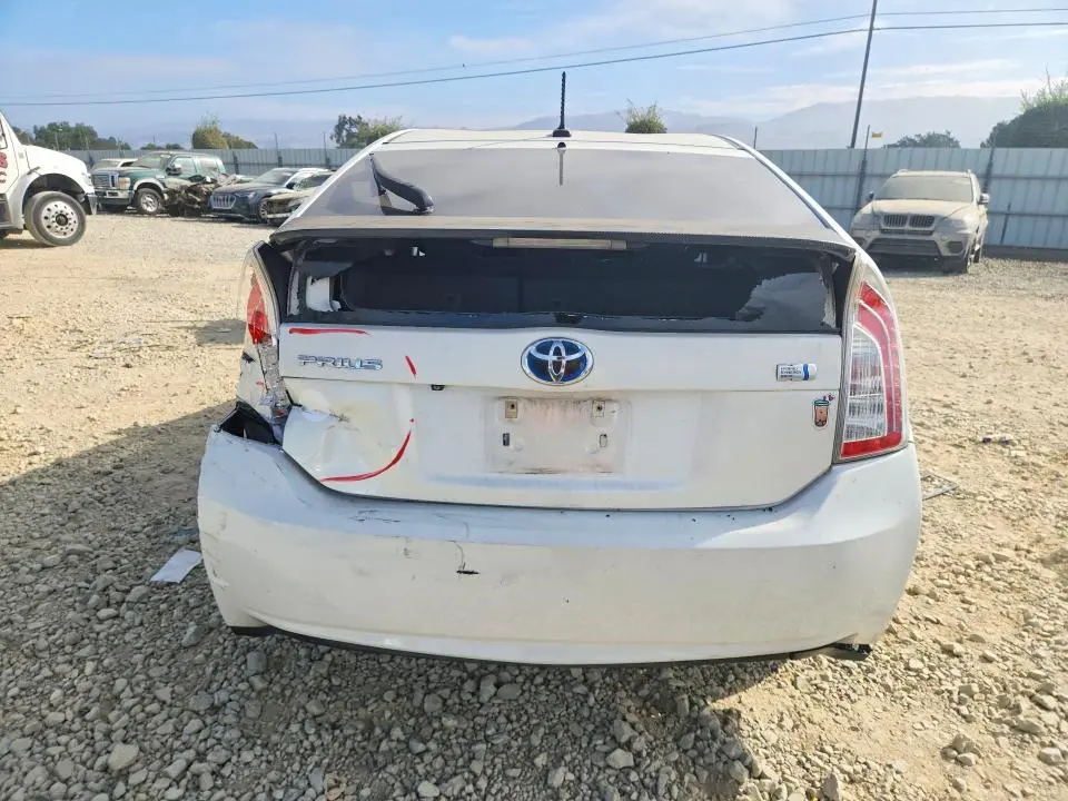 2013 TOYOTA PRIUS THREE  
