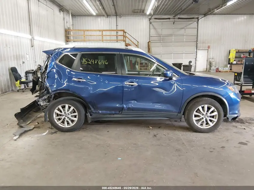 2017 NISSAN ROGUE SV