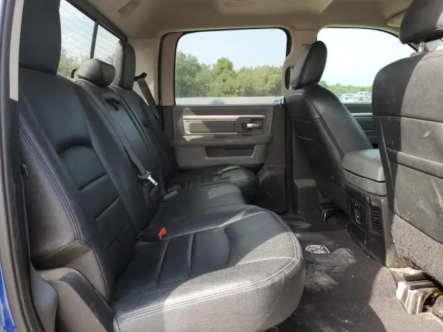 2015 RAM 1500 SLT  
