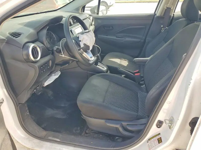 2020 NISSAN VERSA S  