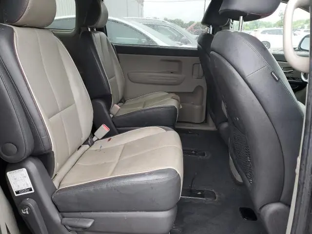 2018 KIA SEDONA LX  